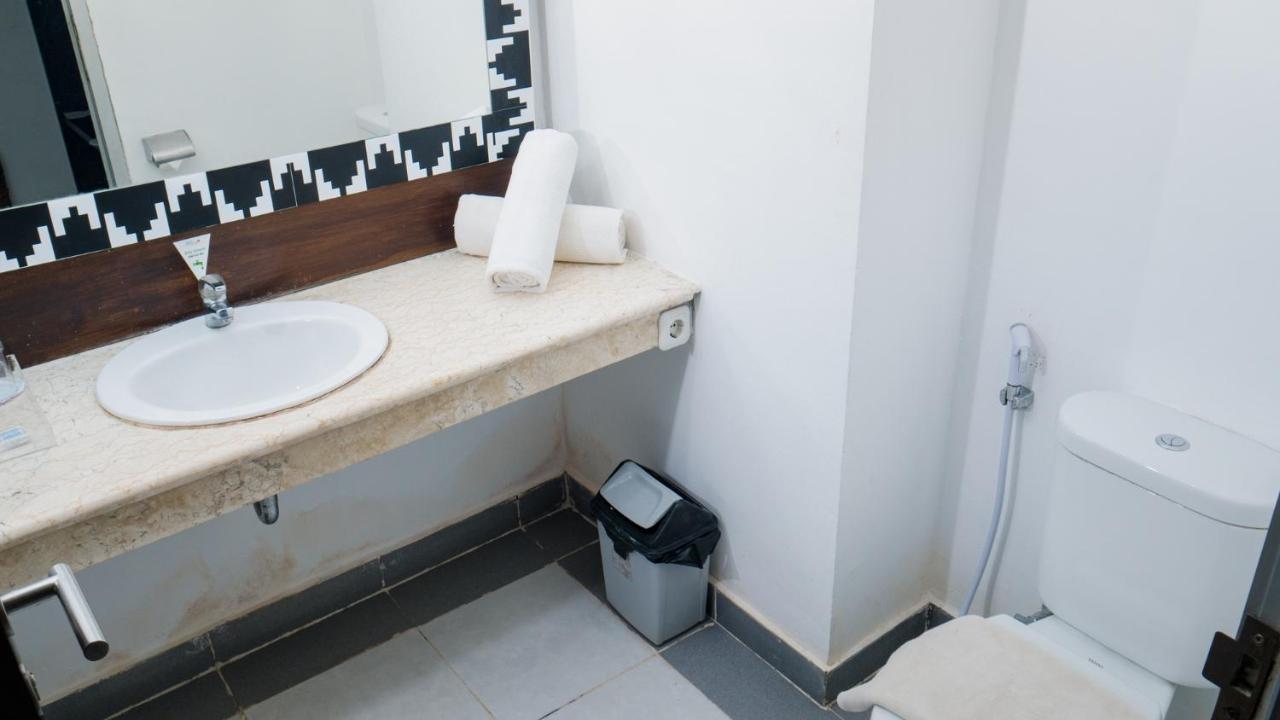 Grand Elty Krakatoa Hotel Kalianda Екстериор снимка