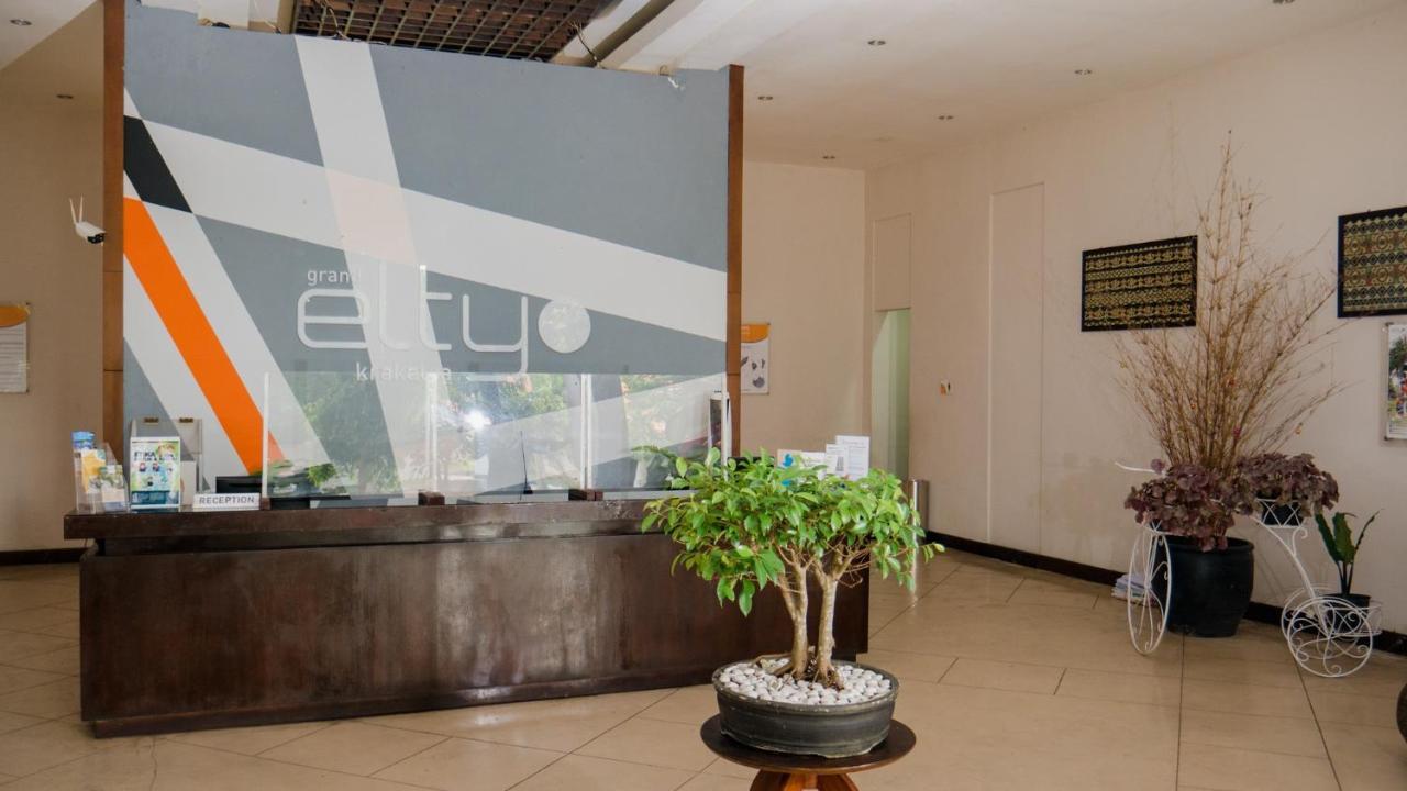 Grand Elty Krakatoa Hotel Kalianda Екстериор снимка