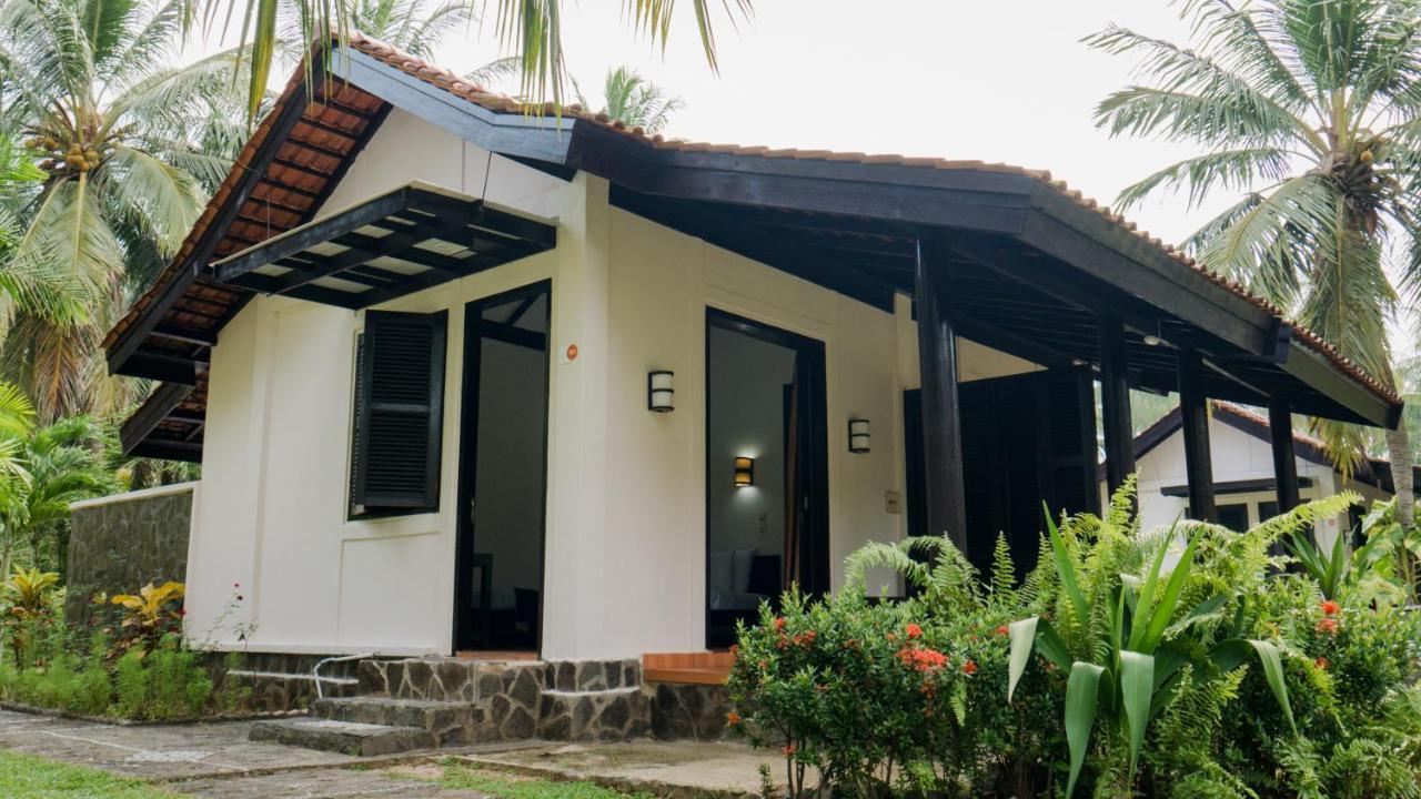 Grand Elty Krakatoa Hotel Kalianda Екстериор снимка