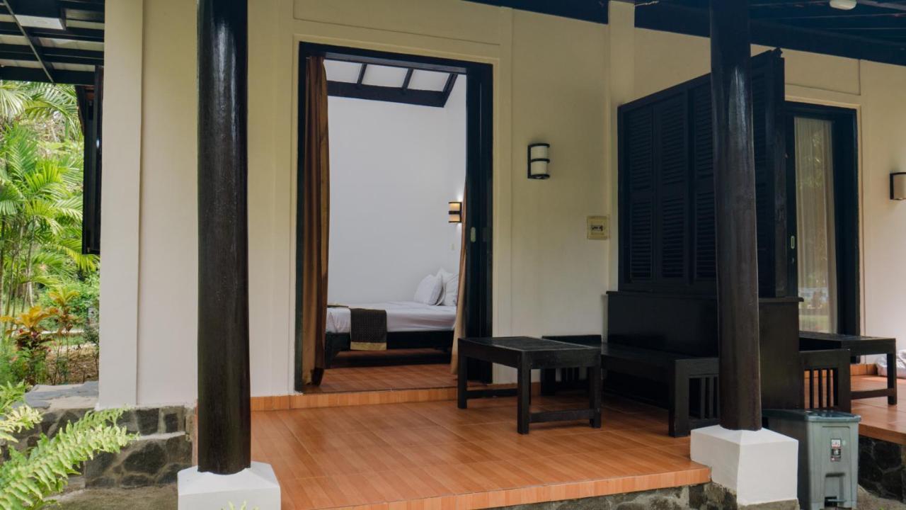 Grand Elty Krakatoa Hotel Kalianda Екстериор снимка