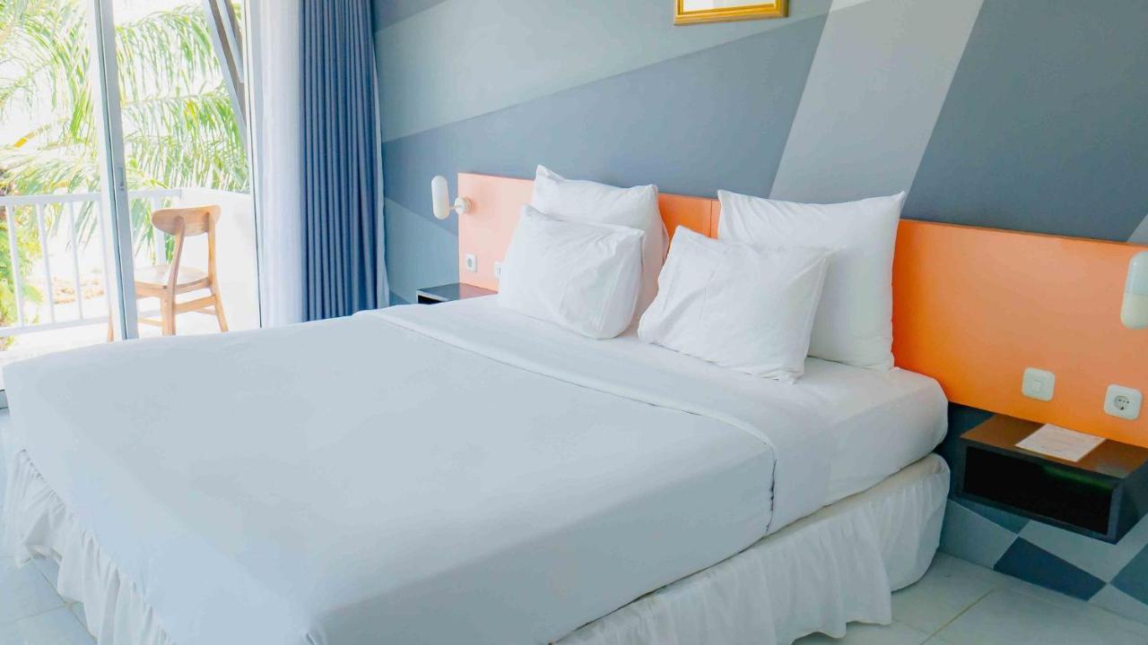 Grand Elty Krakatoa Hotel Kalianda Екстериор снимка