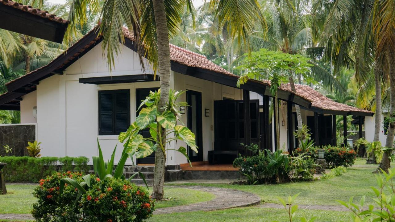 Grand Elty Krakatoa Hotel Kalianda Екстериор снимка
