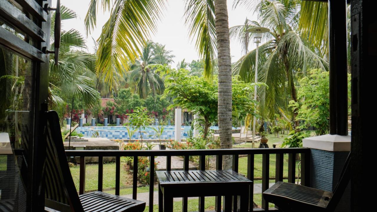Grand Elty Krakatoa Hotel Kalianda Екстериор снимка