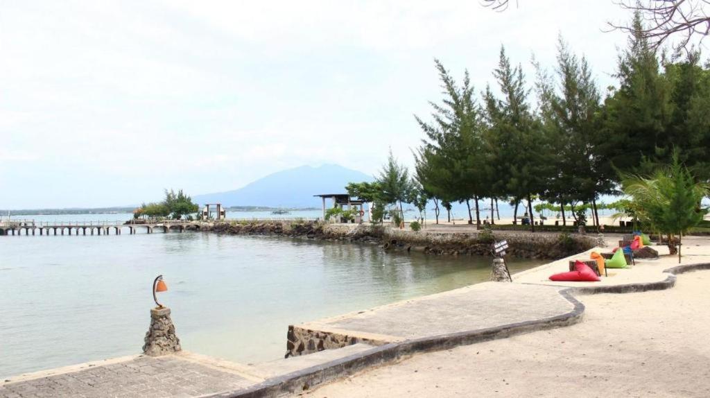 Grand Elty Krakatoa Hotel Kalianda Екстериор снимка