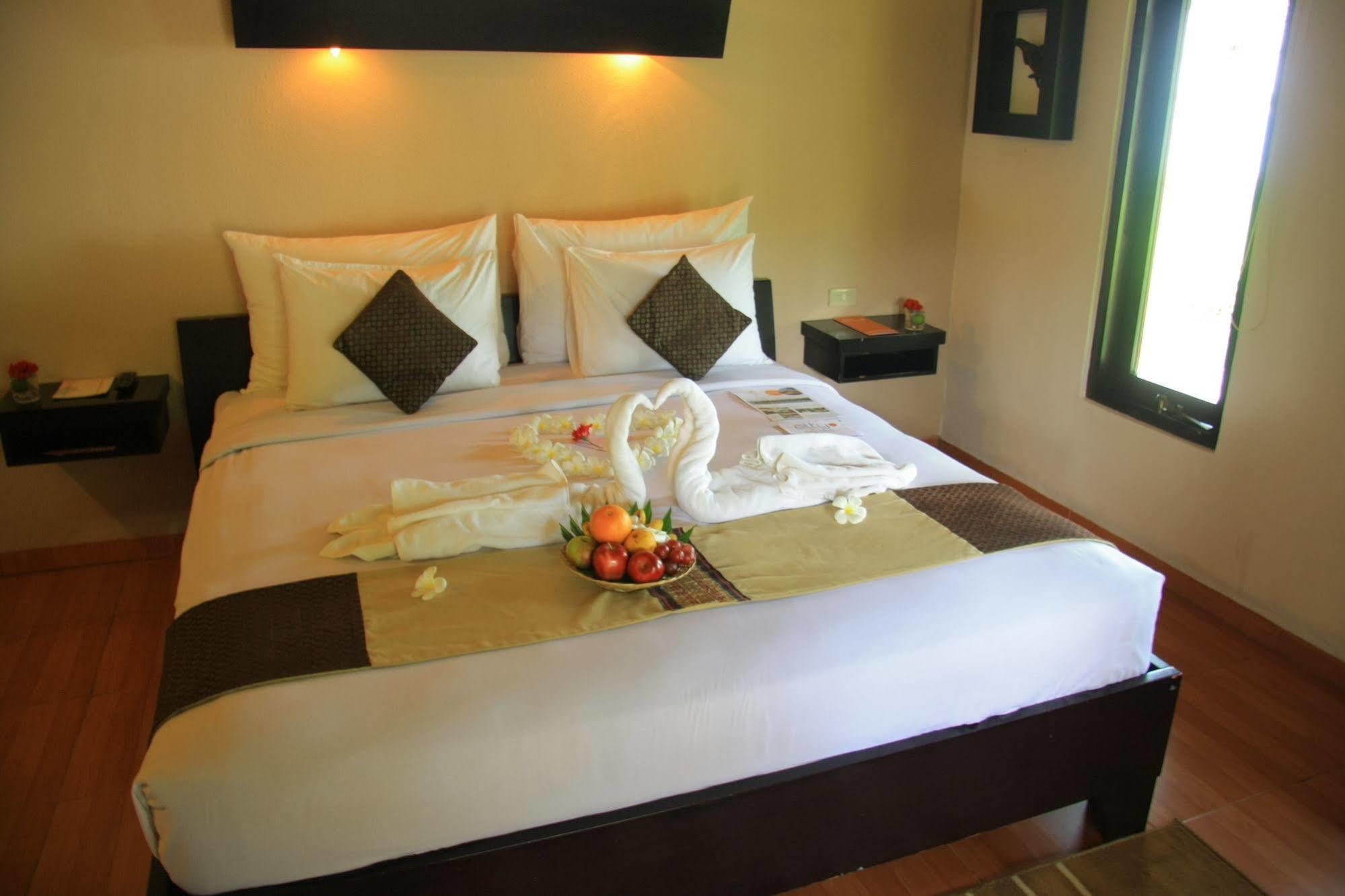 Grand Elty Krakatoa Hotel Kalianda Екстериор снимка
