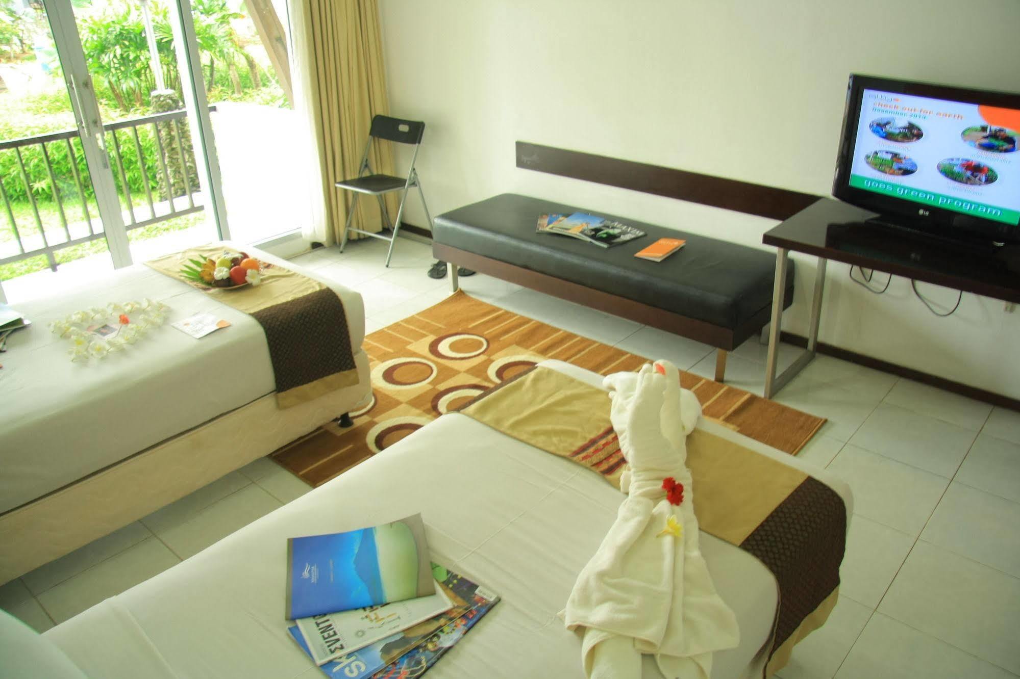 Grand Elty Krakatoa Hotel Kalianda Екстериор снимка