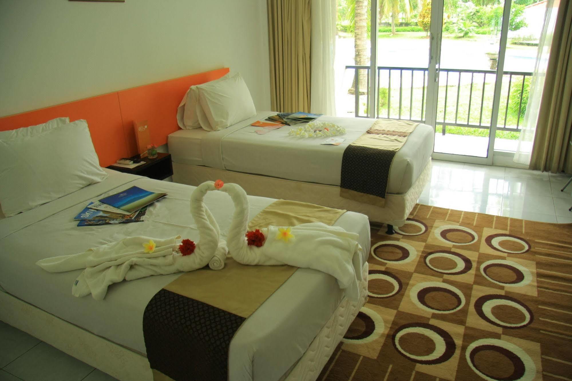Grand Elty Krakatoa Hotel Kalianda Екстериор снимка